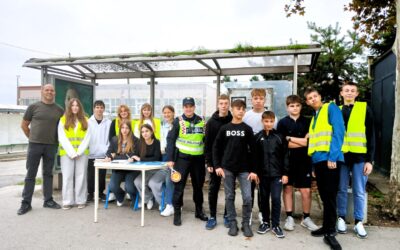PROMETNA PATROLA: Učenici sudjelovali u edukativnoj vježbi s policijom