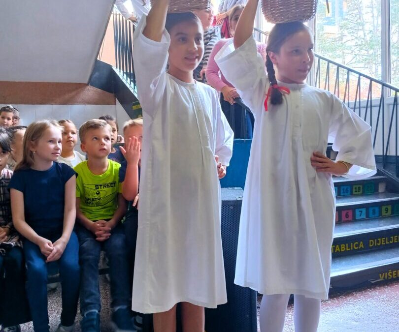 DANI KRUHA I ZAHVALNOSTI ZA PLODOVE ZEMLJE: Mirisi tradicije i zajedništva
