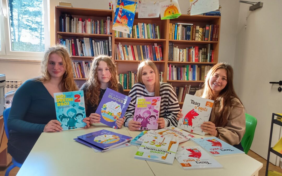 AKCIJA „UČENICI UČENICIMA“: Međuvršnjačka pomoć u učenju