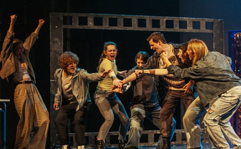 PET NULA – PRITISAK IZVRSNOSTI ILI BRIGA ODRASLIH