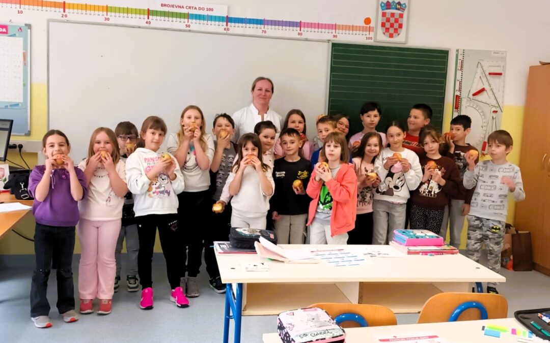 ZDRAVLJE NA PRVOM MJESTU: Posjet ljekarnice 2. d razredu