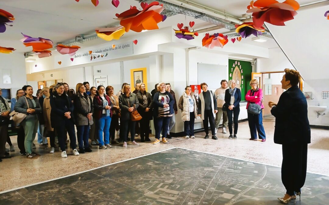 MEĐUNARODNA SURADNJA: Najava povezivanja škole u Đurđinu i naše škole