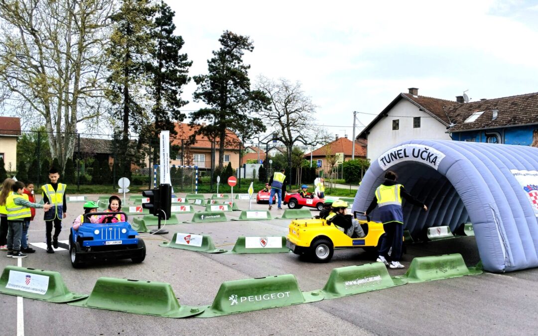 JUMICAR: Program prometne kulture za drugašiće