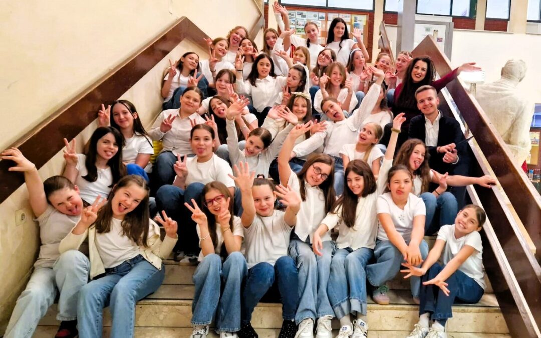 SMOTRA ZBOROVA I GLAZBENOG STVARALAŠTVA ZAGREBAČKE ŽUPANIJE: „Zorići“ zablistali na pozornici